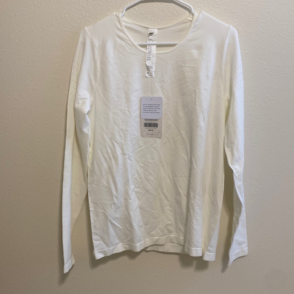 *NEW WITH TAGS* Fabletics Long Sleeve Workout Shirt